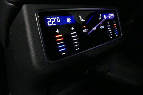 Audi A6 Avant 55 TFSI e quattro Competition / S Line / RS6 look Diffuser / Maxton Design Bodykit V.2 / HD Matrix LED-koplampen / Ambienteverlichting / Stuurwiel- & stoelverwarming / 21'' LMV / Apple Carplay - Android Auto / Trekhaak (zwenkbaar) / Elektr. bedienba