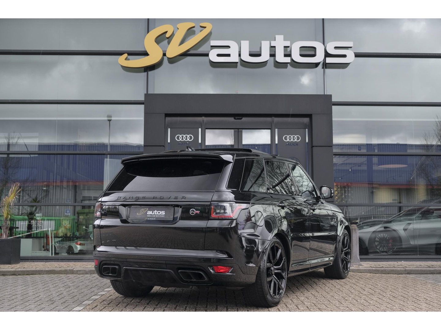 Land Rover Range Rover Sport P575 SVR 575pk Panoramadak *BTW* Head-up Alcantara Schaalstoelen 22" LMV