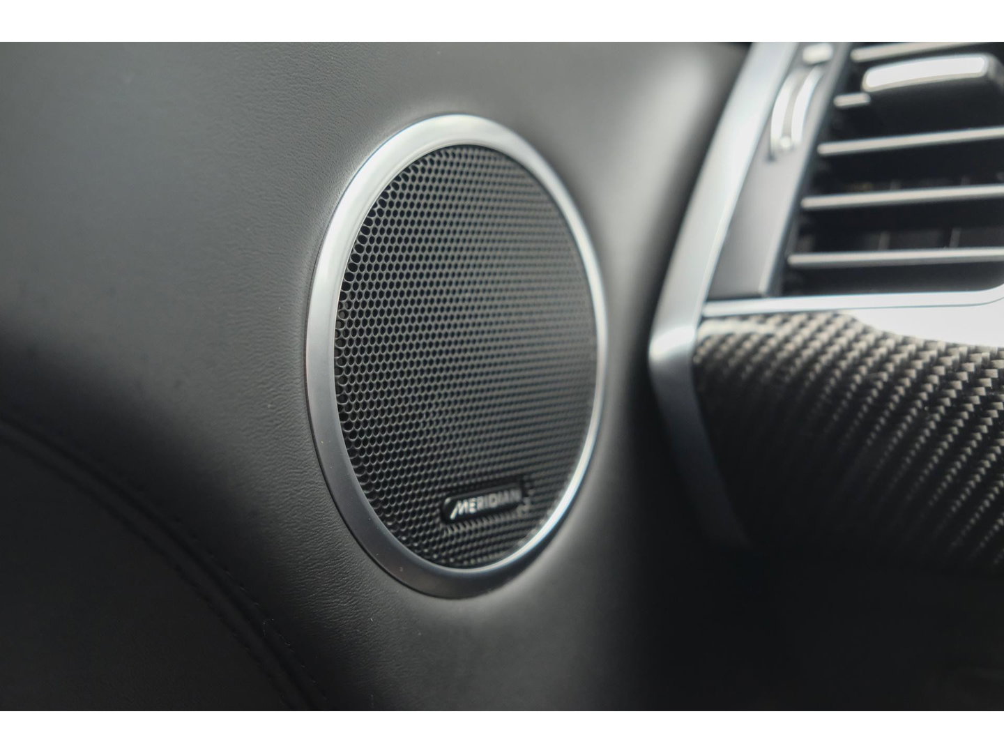 Land Rover Range Rover Sport P575 SVR 575pk Panoramadak *BTW* Head-up Alcantara Schaalstoelen 22" LMV