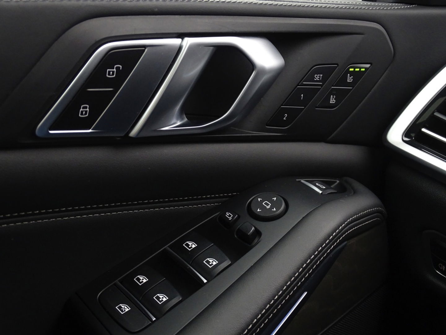 BMW X5 45e 394PK M-Sport / M- Individual / Skylounge / Laser / 360°