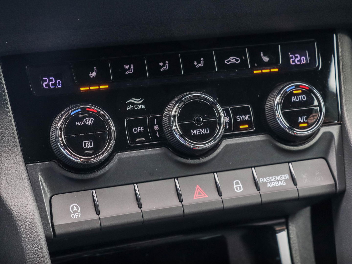 Škoda Karoq 1.5 TSI ACT Sportline Business 150PK | 40.094 km!