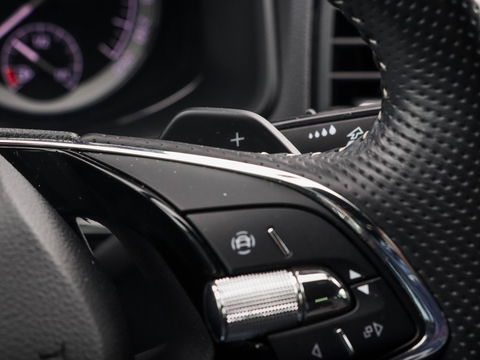 Škoda Karoq 1.5 TSI ACT Sportline Business 150PK | 40.094 km!