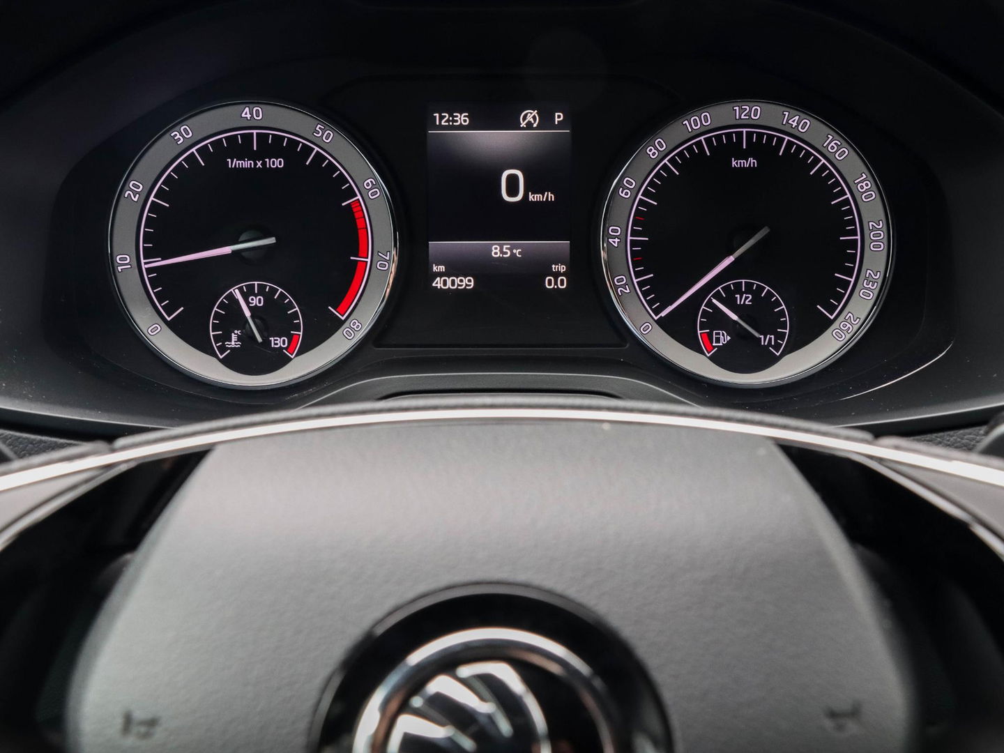 Škoda Karoq 1.5 TSI ACT Sportline Business 150PK | 40.094 km!