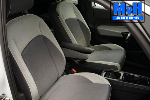 Volkswagen ID.3 First Plus 58 kWh 204PK|SOH.91%|TREKH|LUXE!