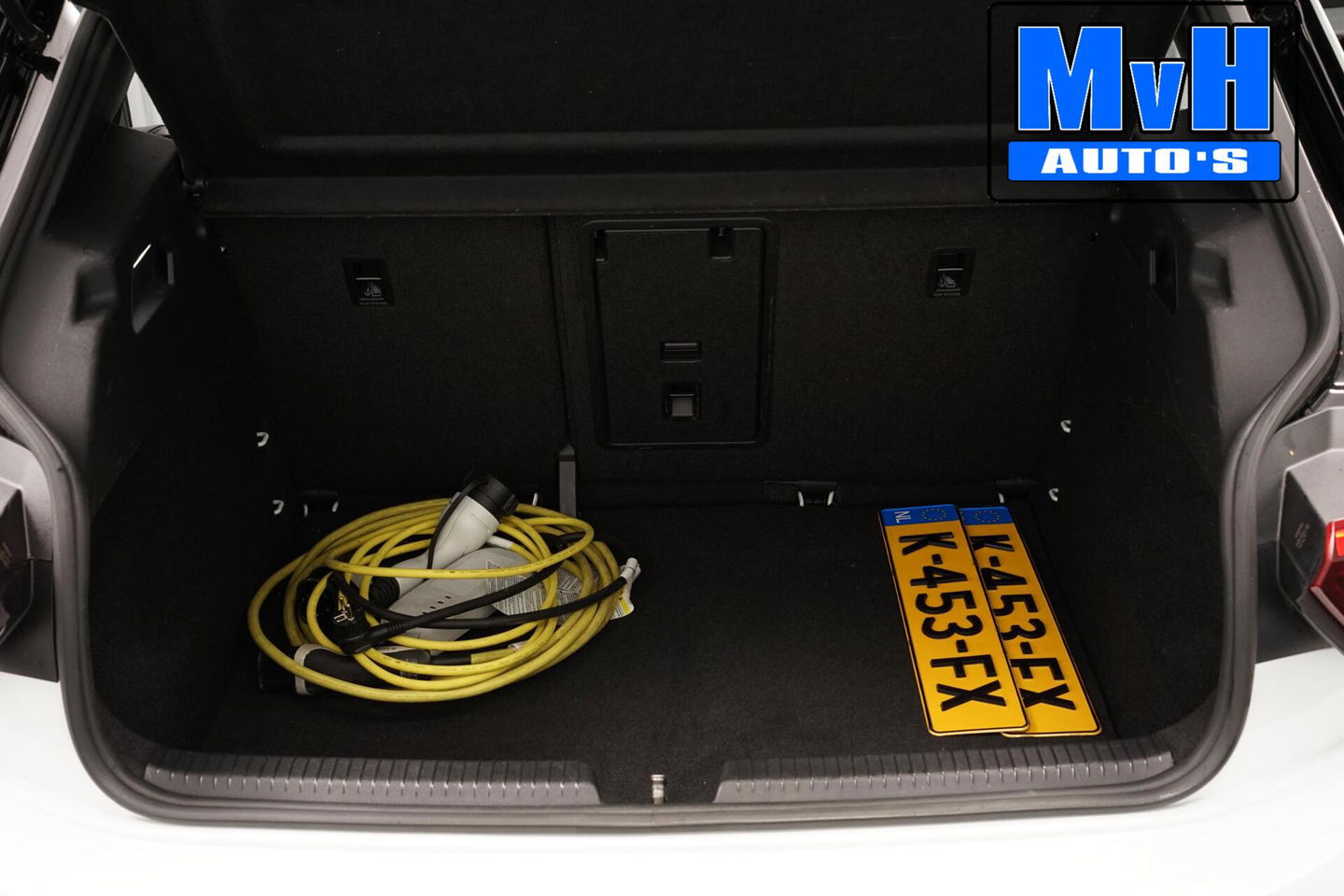 Volkswagen ID.3 First Plus 58 kWh 204PK|SOH.91%|TREKH|LUXE!