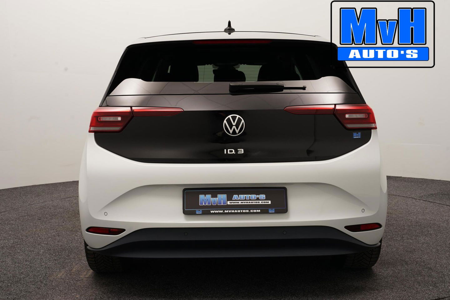 Volkswagen ID.3 First Plus 58 kWh 204PK|SOH.91%|TREKH|LUXE!