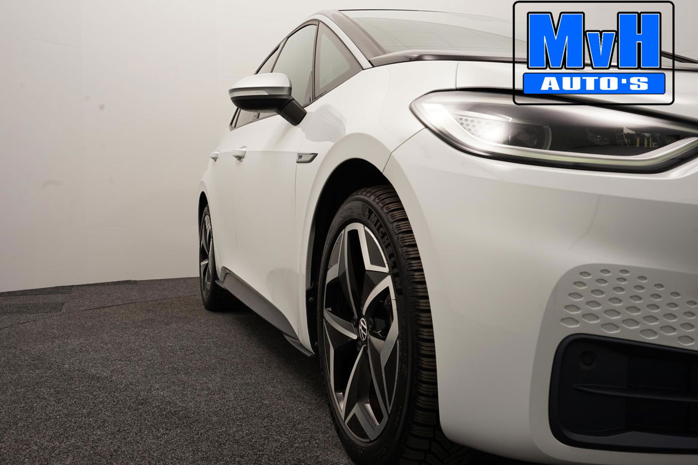 Volkswagen ID.3 First Plus 58 kWh 204PK|SOH.91%|TREKH|LUXE!