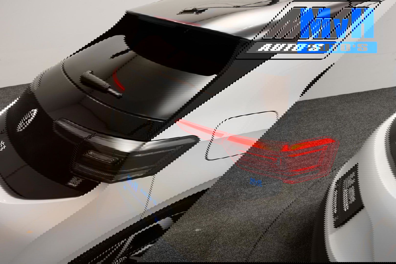 Volkswagen ID.3 First Plus 58 kWh 204PK|SOH.91%|TREKH|LUXE!