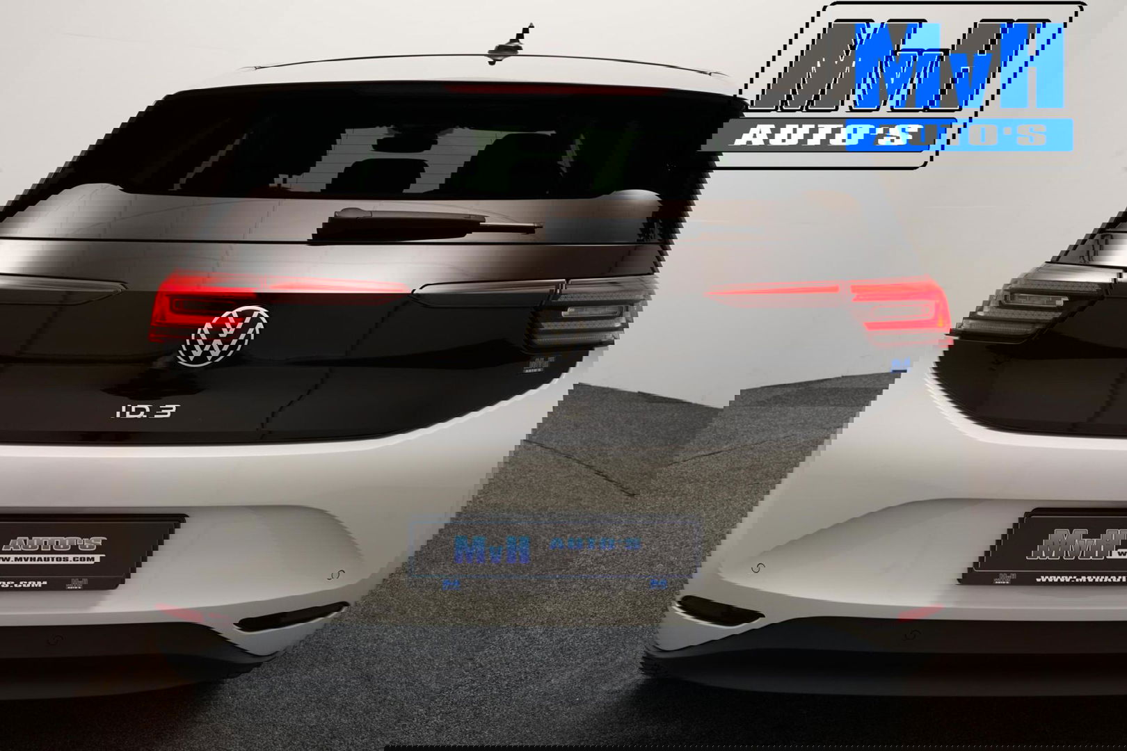 Volkswagen ID.3 First Plus 58 kWh 204PK|SOH.91%|TREKH|LUXE!