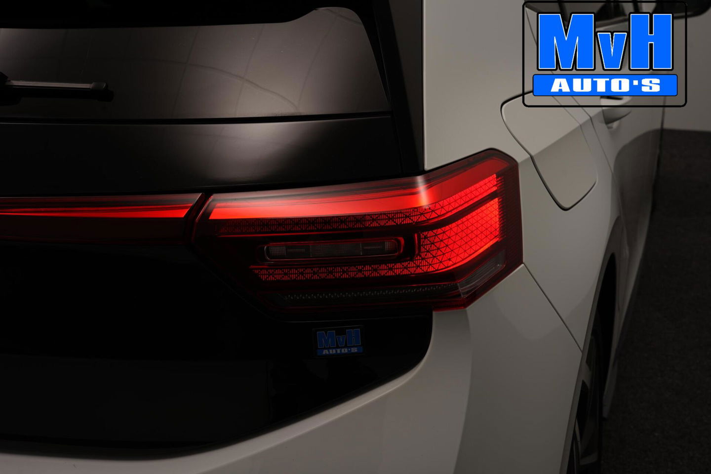 Volkswagen ID.3 First Plus 58 kWh 204PK|SOH.91%|TREKH|LUXE!