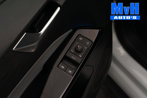 Volkswagen ID.3 First Plus 58 kWh 204PK|SOH.91%|TREKH|LUXE!