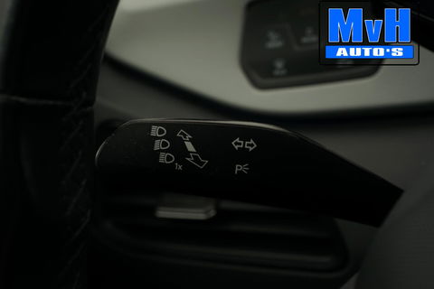 Volkswagen ID.3 First Plus 58 kWh 204PK|SOH.91%|TREKH|LUXE!