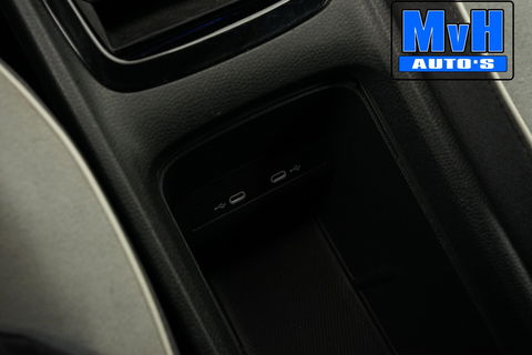 Volkswagen ID.3 First Plus 58 kWh 204PK|SOH.91%|TREKH|LUXE!