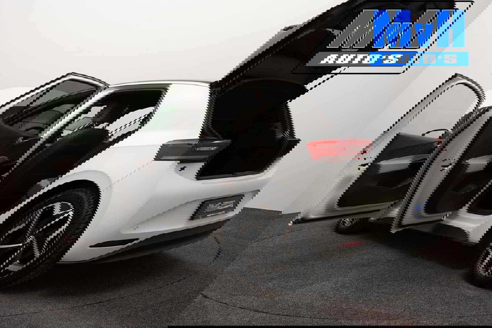 Volkswagen ID.3 First Plus 58 kWh 204PK|SOH.91%|TREKH|LUXE!