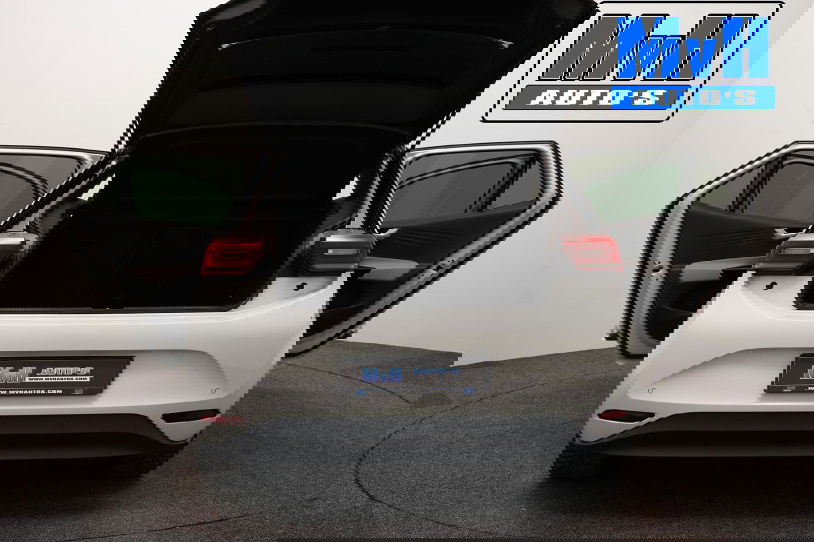 Volkswagen ID.3 First Plus 58 kWh 204PK|SOH.91%|TREKH|LUXE!