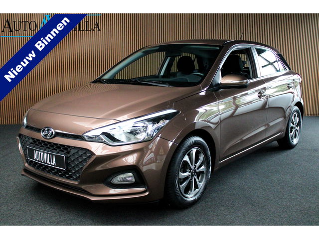 Hyundai i20 - 1.2 LP i-Drive Cool Airco Navi Camera LM velgen