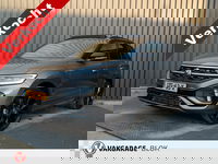 Volkswagen T-Roc - 1.5 TSI R-Line Business | Panodak | 19'' | IQ Light | Trekhaak afnb. | Side Assist | Elk. A-klep | Prijs Rijklaar!!