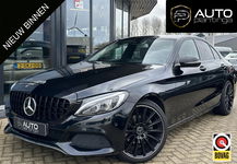 Mercedes-Benz C-Klasse - 180 Business Solution AMG | BOMVOL | Elektrisch Glazen Panorama-dak | Dodehoekdetectie | Trekhaak | Stoelverwarming | Navigatie | Achteruitrijcamera | 2 Sleutels | Sportonderstel |