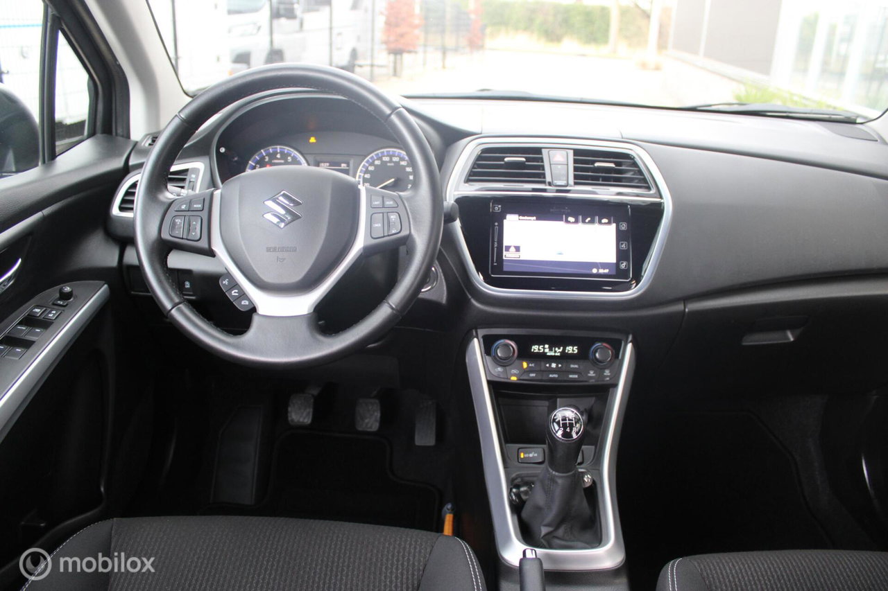Suzuki S-Cross