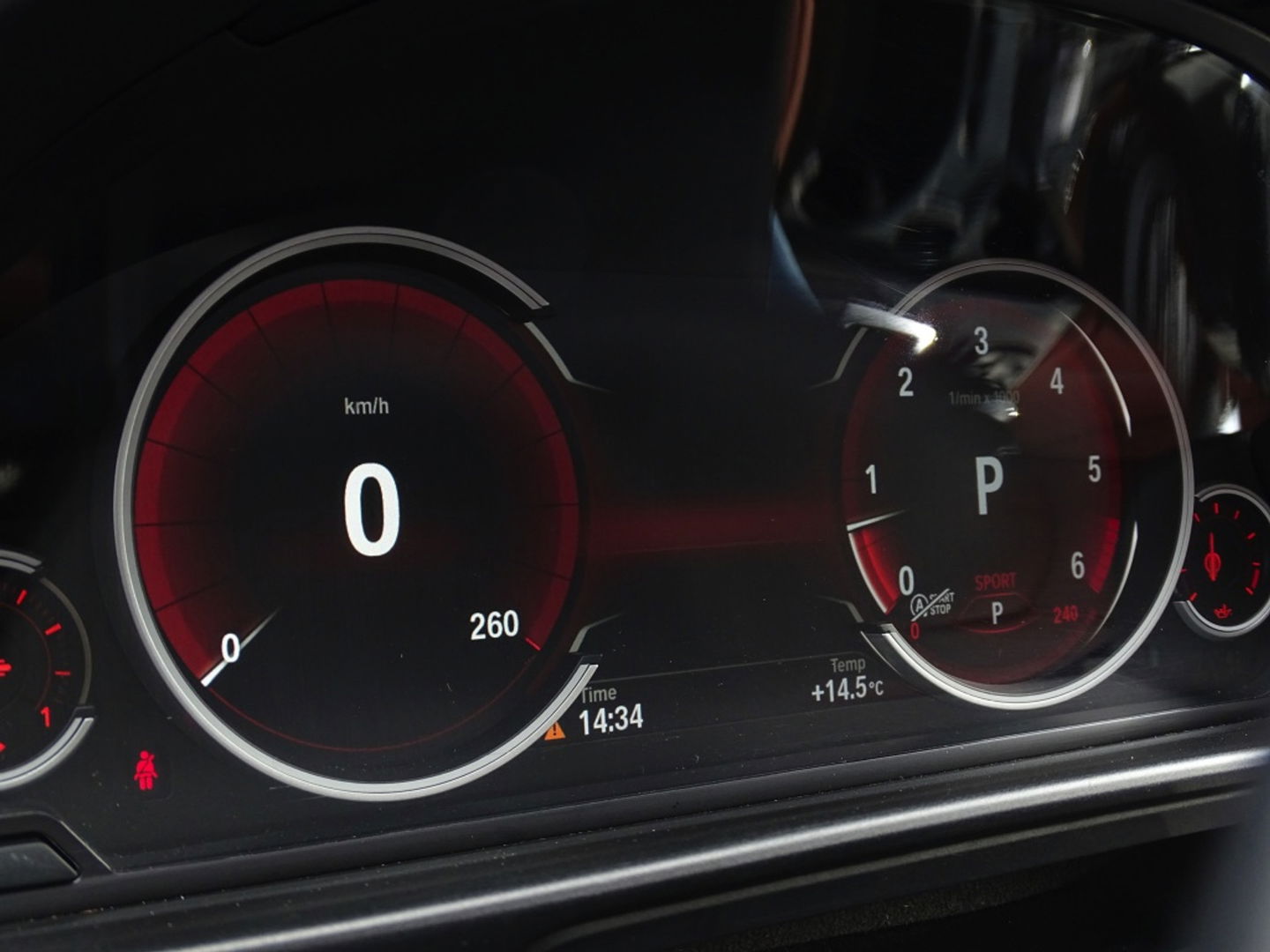 BMW 5 Serie Touring 530xd 259PK / High Executive / LED / LCI