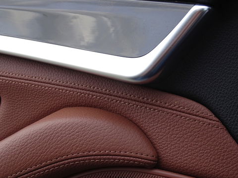 BMW 5 Serie Touring 530xd 259PK / High Executive / LED / LCI