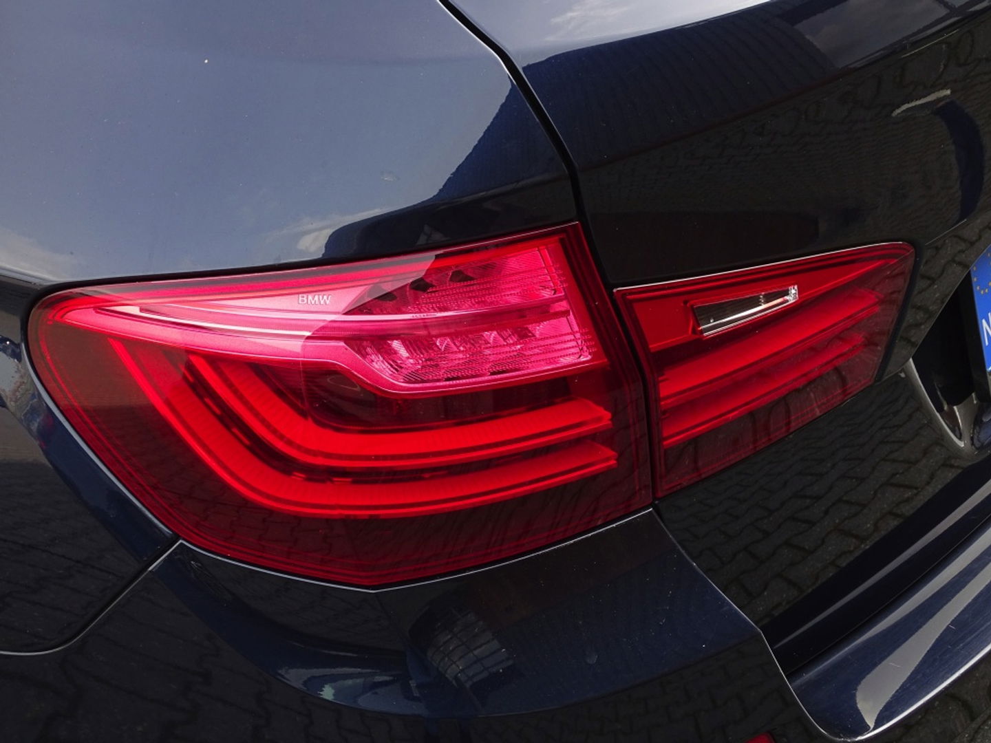 BMW 5 Serie Touring 530xd 259PK / High Executive / LED / LCI