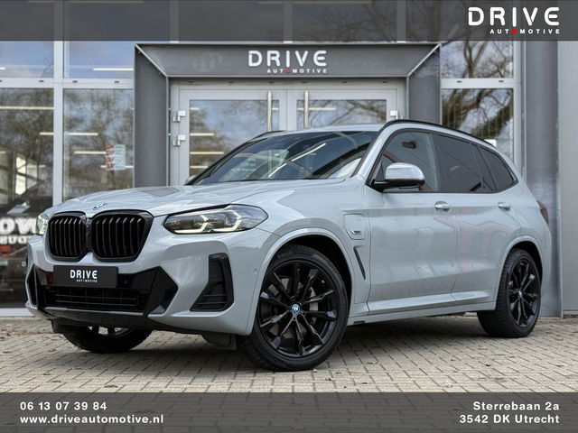 BMW X3 - xDrive30e High Ex. M-Sport |Pano|Leer|360Cam|20"|Trekhaak