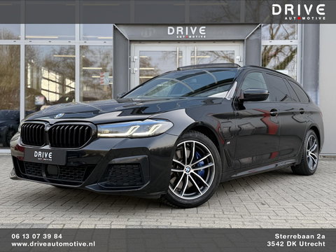 BMW 5 Serie Touring 530e xDrive High Ex. M-Sport |Pano|CoPilot|Integral Act. Steering HUD|Laser|