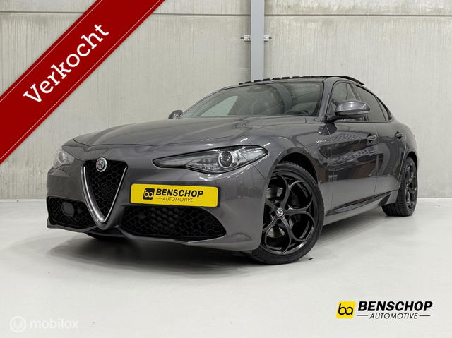 Alfa Romeo Giulia - 2.0 T AWD Veloce Panodak 19 inch Carplay Navi Camera Memory Leer
