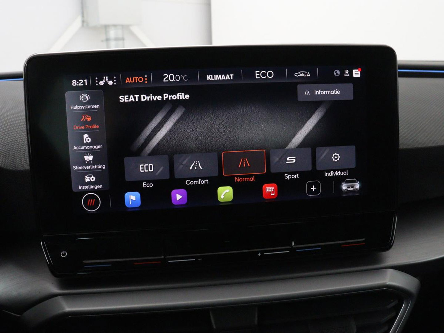 SEAT Leon 1.4 TSI eHybrid PHEV FR | Stoelverwarming | Adaptive cruise | Navigatie | Sfeerverlichting | Stuurverwarming | Full LED | Sportstoelen | Side Assist | Parkeerhulp | Plug In