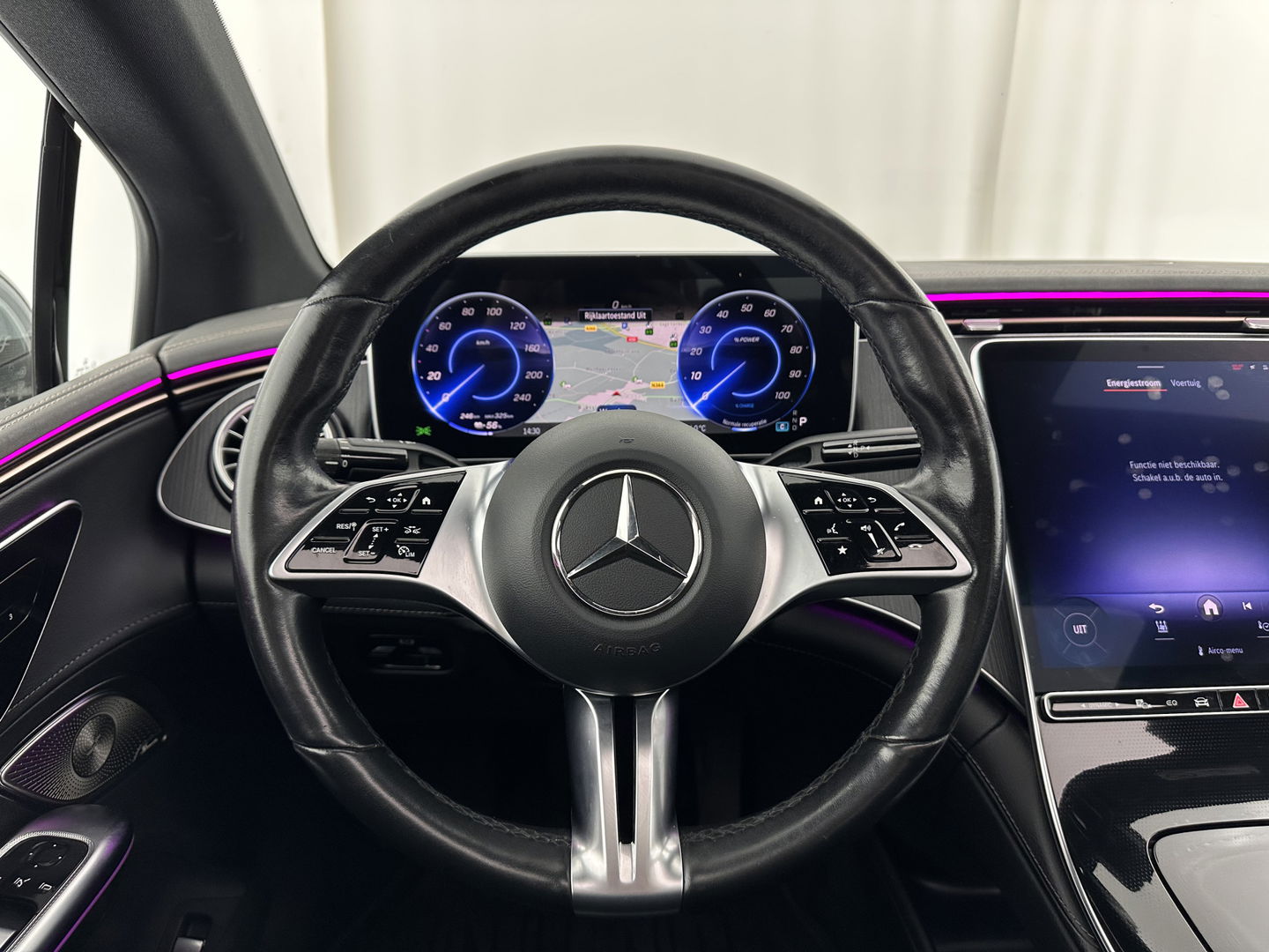 Mercedes-Benz EQE 300 Luxury Line 89 kWh [ 3-Fase-22kW ] {SOH-94%} (INCL-BTW) Aut. *PANO | FULL-LED | CRUISE | MEMORY-PACK | TOPVIEW | WIDESCREEN | BURMESTER | NAVI-FULLMAP | DAB | COMFORT-SEATS | ECC | SHIFTPADDLES | CAMERA | PDC | PRIVACYGLASS | ...