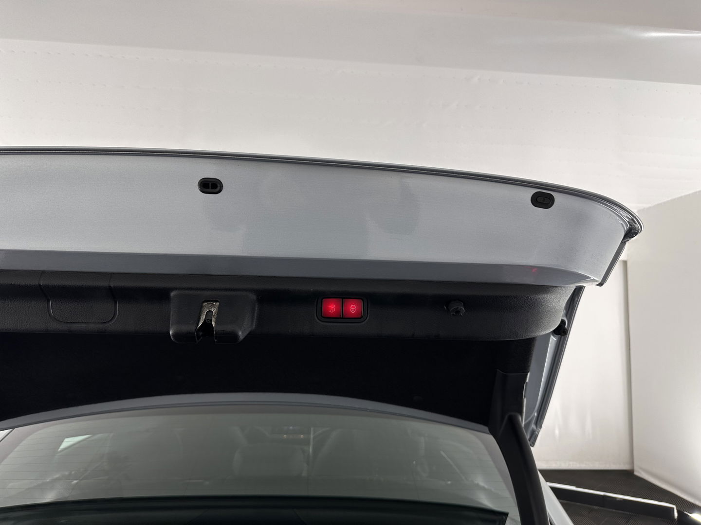 Mercedes-Benz EQE 300 Luxury Line 89 kWh [ 3-Fase-22kW ] {SOH-94%} (INCL-BTW) Aut. *PANO | FULL-LED | CRUISE | MEMORY-PACK | TOPVIEW | WIDESCREEN | BURMESTER | NAVI-FULLMAP | DAB | COMFORT-SEATS | ECC | SHIFTPADDLES | CAMERA | PDC | PRIVACYGLASS | ...