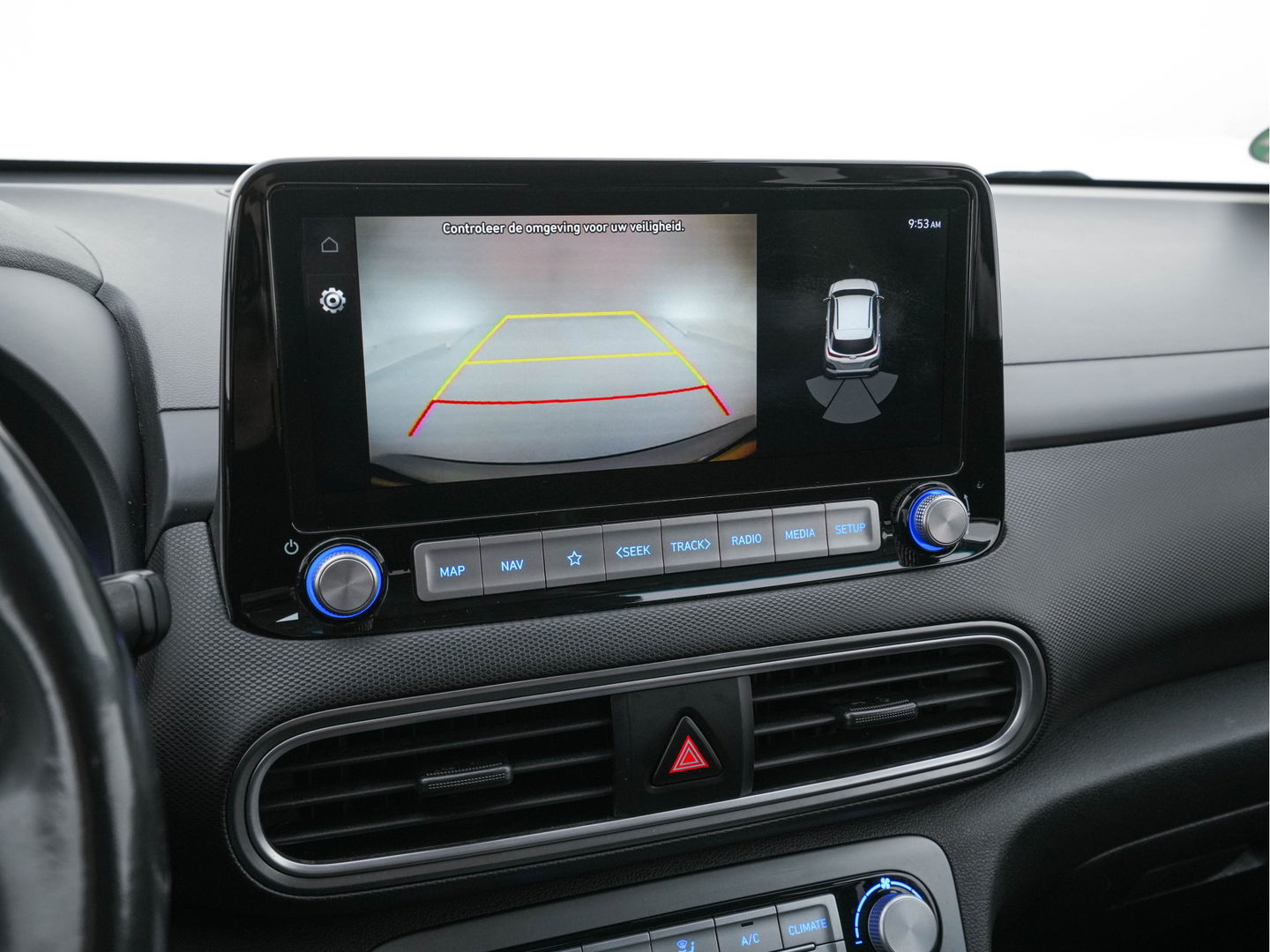 Hyundai KONA EV Fashion 64 kWh (3-Fase) {SOH-100%} (INCL-BTW)  Aut * HEATPUMP | NAVI-FULLMAP | LEATHER-FABRIC | KEYLESS | CAMERA | DAB | ECC | PDC | ADAPTIVE-CRUISE | LANE-ASSIST | HEATED SEATS | PRIVACY-GLASS | HEAD-UP | SHIFT-PADDLES | 17"A