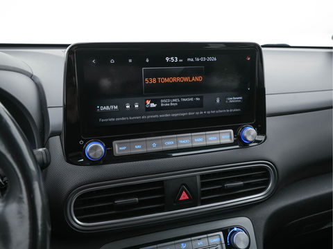 Hyundai KONA EV Fashion 64 kWh (3-Fase) {SOH-100%} (INCL-BTW)  Aut * HEATPUMP | NAVI-FULLMAP | LEATHER-FABRIC | KEYLESS | CAMERA | DAB | ECC | PDC | ADAPTIVE-CRUISE | LANE-ASSIST | HEATED SEATS | PRIVACY-GLASS | HEAD-UP | SHIFT-PADDLES | 17"A