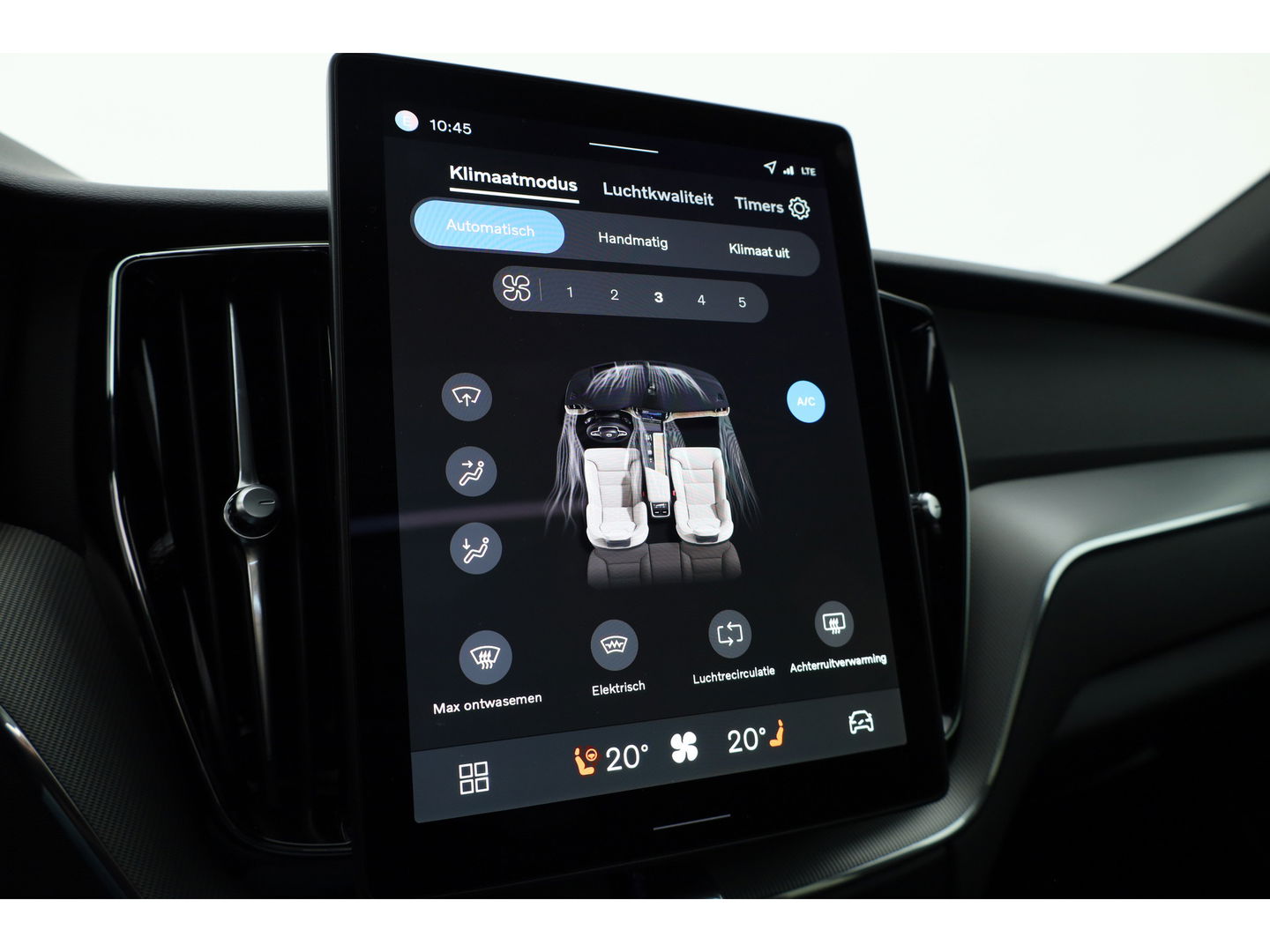 Volvo XC60 T6 Plug-in hybrid Plus Black Edition | Facelift | Pano | Harman Kardon | Memory Seats | 360cam | Blis | Pilot Assist | 21''