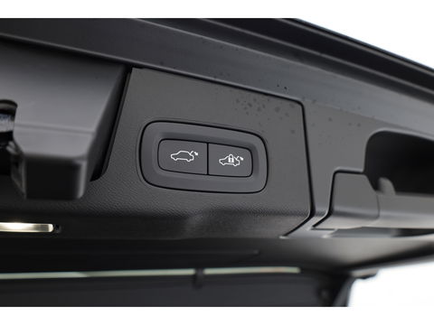 Volvo XC60 T6 Plug-in hybrid Plus Black Edition | Facelift | Pano | Harman Kardon | Memory Seats | 360cam | Blis | Pilot Assist | 21''