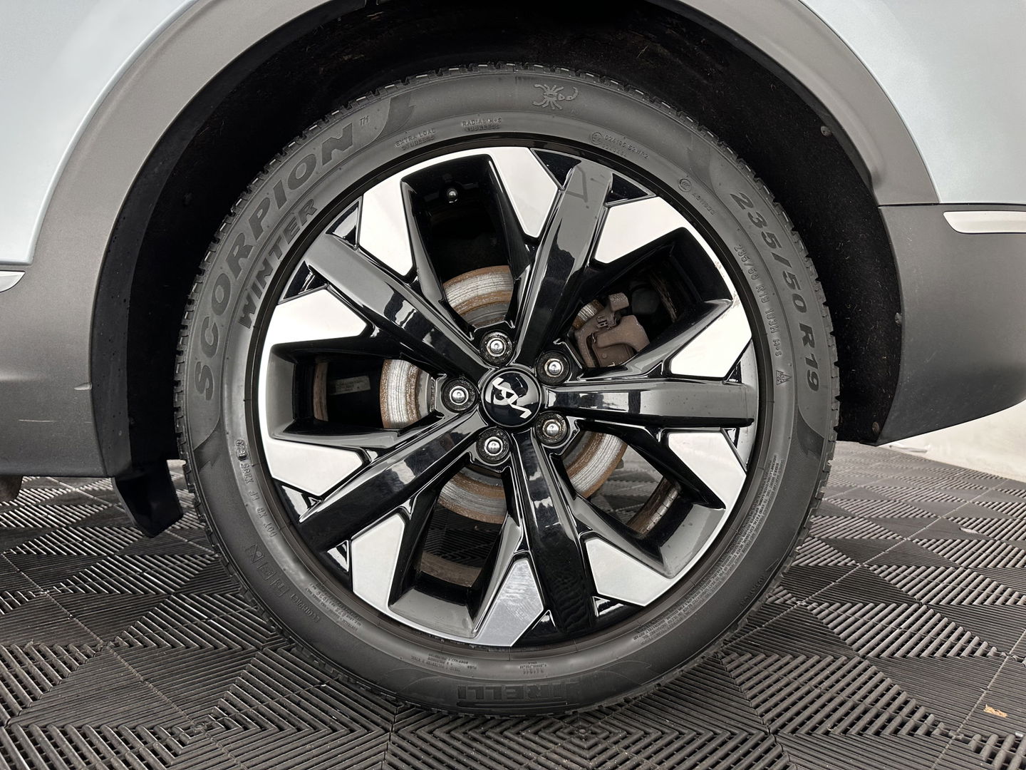 Kia Sportage 1.6 T-GDi Hybrid Dynamic-Line AWD (Plug-In) (INCL-BTW)  Aut. *FULL-LED | ADAPTIVE-CRUISE | WIDESCREEN-COCKPIT | NAVI-FULLMAP | DAB | COMFORTSEATS | ECC | SHIFTPADDLES | CAMERA | PDC | CARPLAY | 19''ALU*