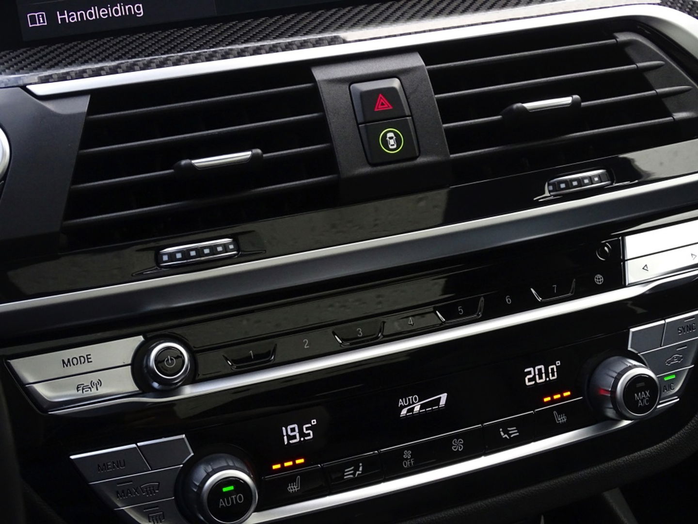 BMW X3 30e 292PK X-drive M-sport / Carbon / 360° / Pano / Harman Kardon