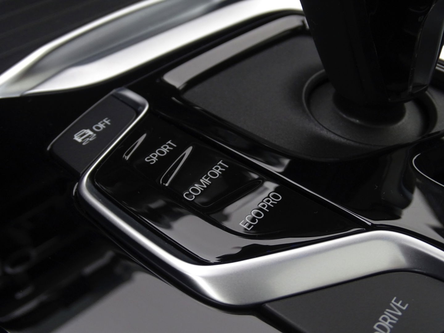 BMW X3 30e 292PK X-drive M-sport / Carbon / 360° / Pano / Harman Kardon