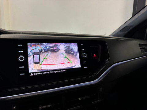 Volkswagen Taigo 1.0 TSI R-Line PANO KEYLESS VOL'