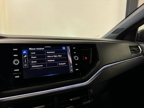 Volkswagen Taigo 1.0 TSI R-Line PANO KEYLESS VOL'