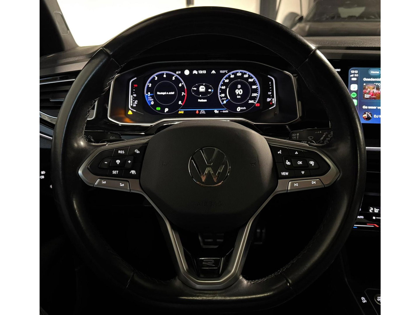 Volkswagen Taigo 1.0 TSI R-Line PANO KEYLESS VOL'