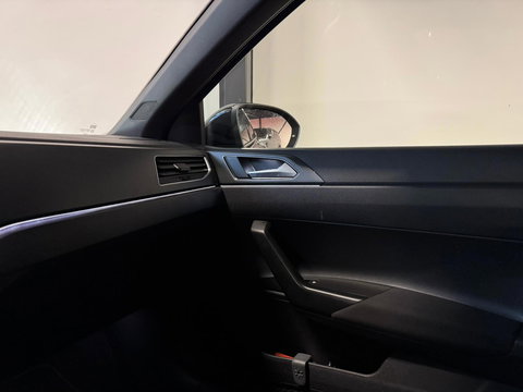 Volkswagen Taigo 1.0 TSI R-Line PANO KEYLESS VOL'