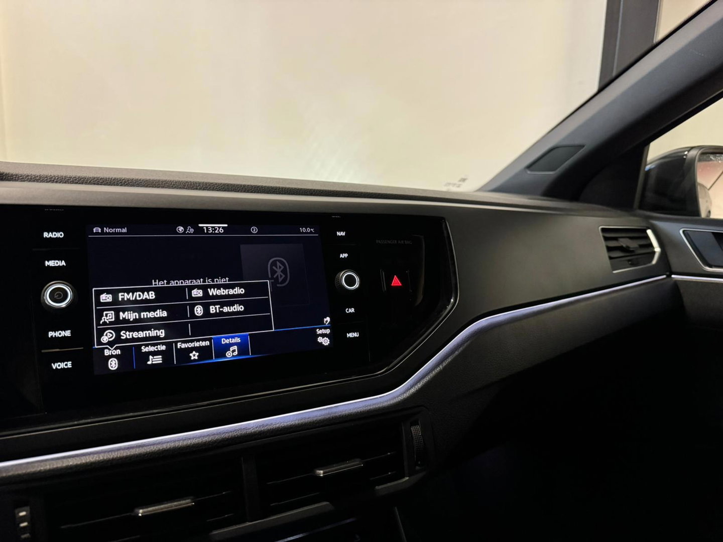 Volkswagen Taigo 1.0 TSI R-Line PANO KEYLESS VOL'