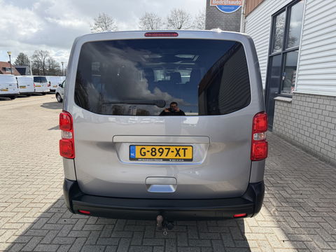 Toyota ProAce Shuttle 2.0 D-4D automaat Navigator Medium L3H1 / 9 persoons / euro 6 diesel / bpm vrij / vaste prijs rijklaar € 19.950 incl btw / inclusief een nieuwe distributie riem / isofix !