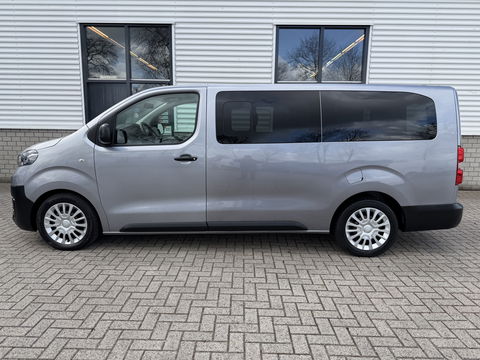Toyota ProAce Shuttle 2.0 D-4D automaat Navigator Medium L3H1 / 9 persoons / euro 6 diesel / bpm vrij / vaste prijs rijklaar € 19.950 incl btw / inclusief een nieuwe distributie riem / isofix !