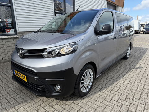 Toyota ProAce Shuttle 2.0 D-4D automaat Navigator Medium L3H1 / 9 persoons / euro 6 diesel / bpm vrij / vaste prijs rijklaar € 19.950 incl btw / inclusief een nieuwe distributie riem / isofix !
