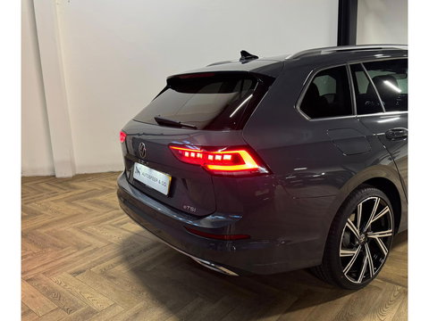 Volkswagen Golf 1.5 eTSI Life PANO 360' SFEER'