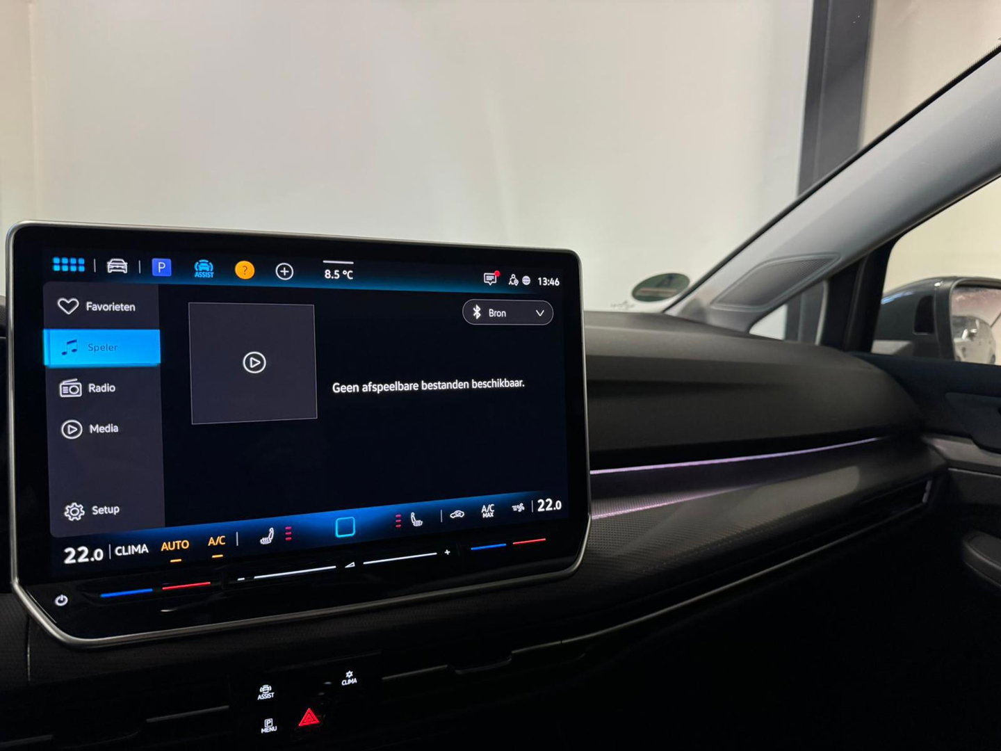 Volkswagen Golf 1.5 eTSI Life PANO 360' SFEER'