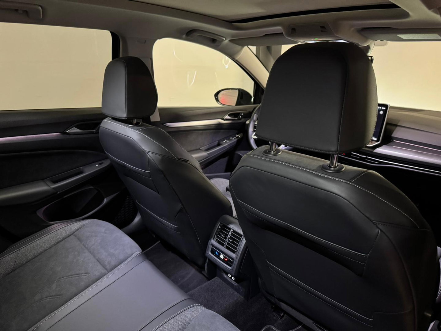 Volkswagen Golf 1.5 eTSI Life PANO 360' SFEER'